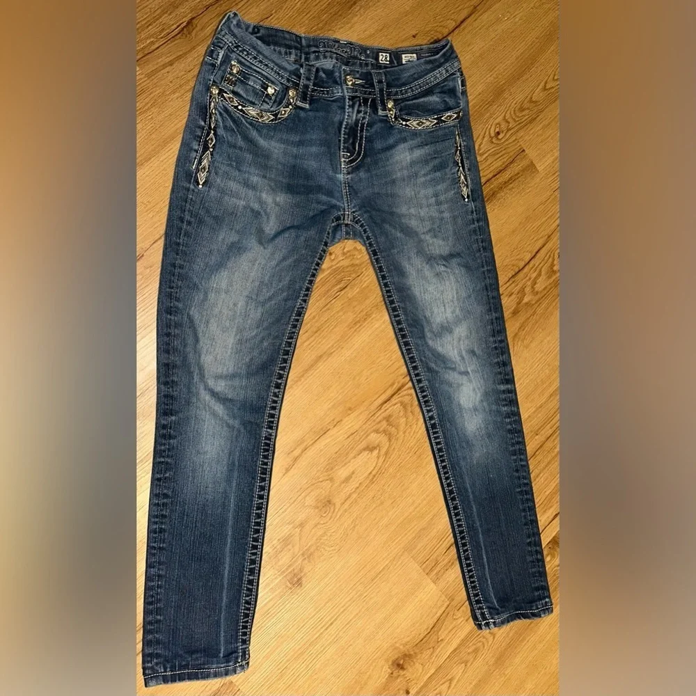 Miss Me Size 28 Mid-Rise Skinny Designed in USA Jeans Bold Threads & Accents